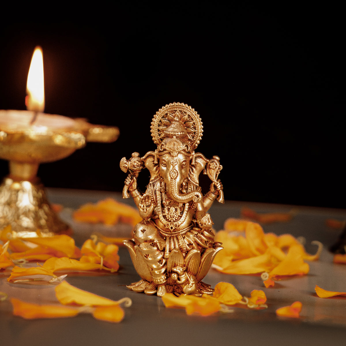 Pure Brass Lord Ganesha Idol | Vighnaharta Ganpati Murti for Prosperity, Wisdom & New Beginnings