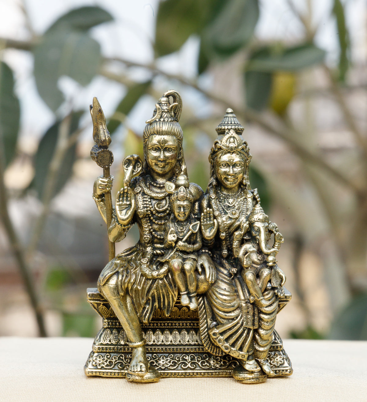 Pure Brass Shiv Parivar Idol | Lord Shiva, Parvati & Ganesha Murti for Puja, Home Temple & Divine Blessings