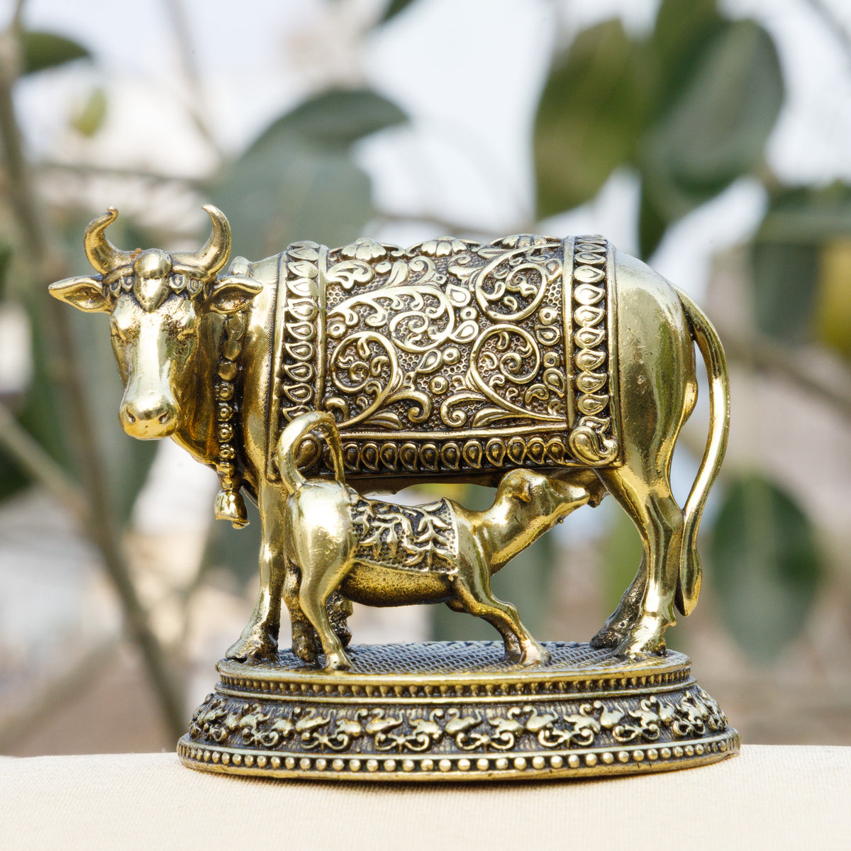 Pure Brass Kamdhenu Cow with Calf Idol | Sacred Gau Mata Murti for Prosperity, Peace & Vastu Blessings