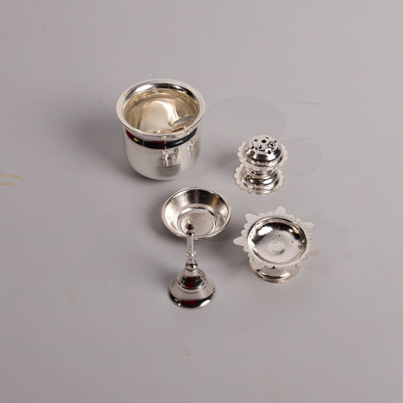 Divine Leaf Premium Pooja Thali Set – Gold & Silver Edition (7-Piece)