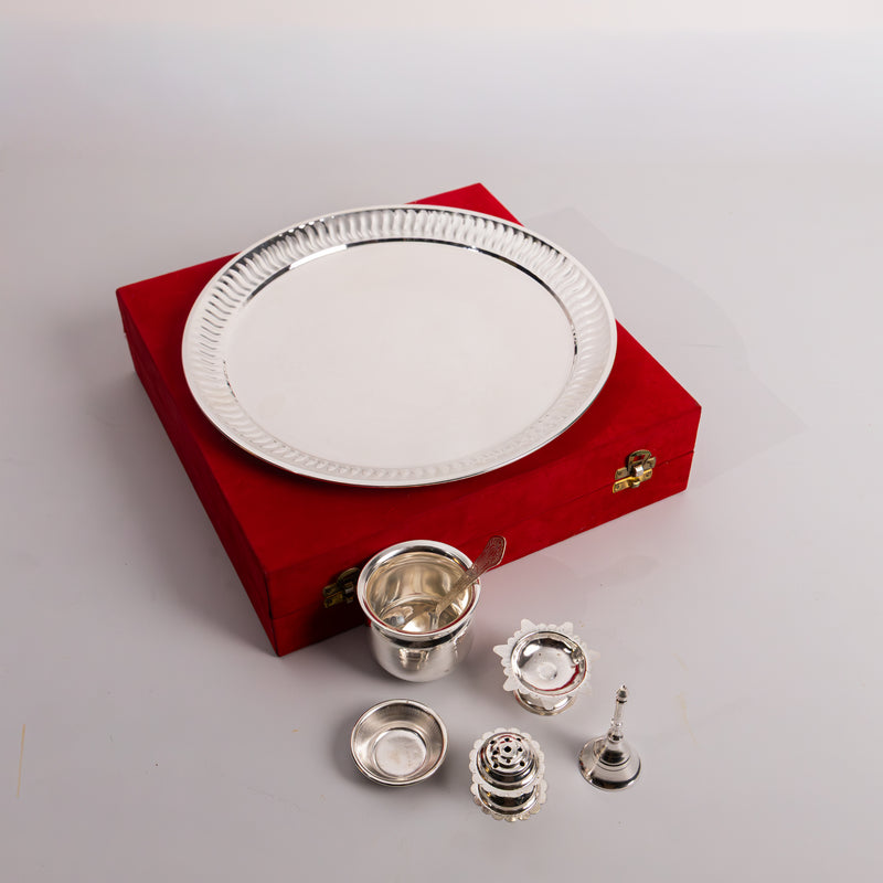 Divine Leaf Premium Pooja Thali Set – Gold & Silver Edition (7-Piece)