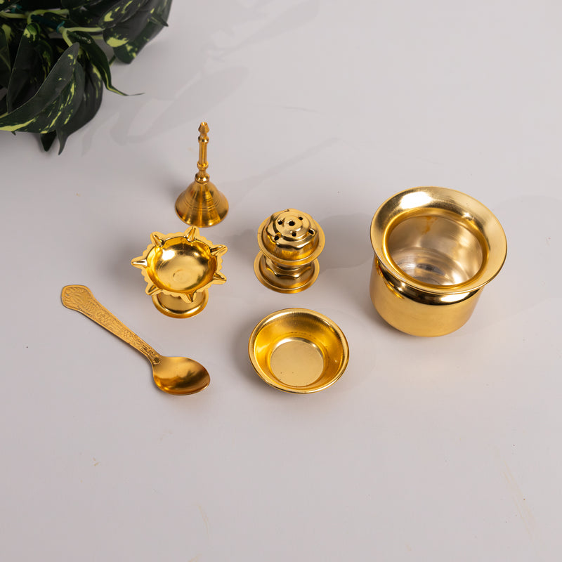 Divine Leaf Premium Pooja Thali Set – Gold & Silver Edition (7-Piece)