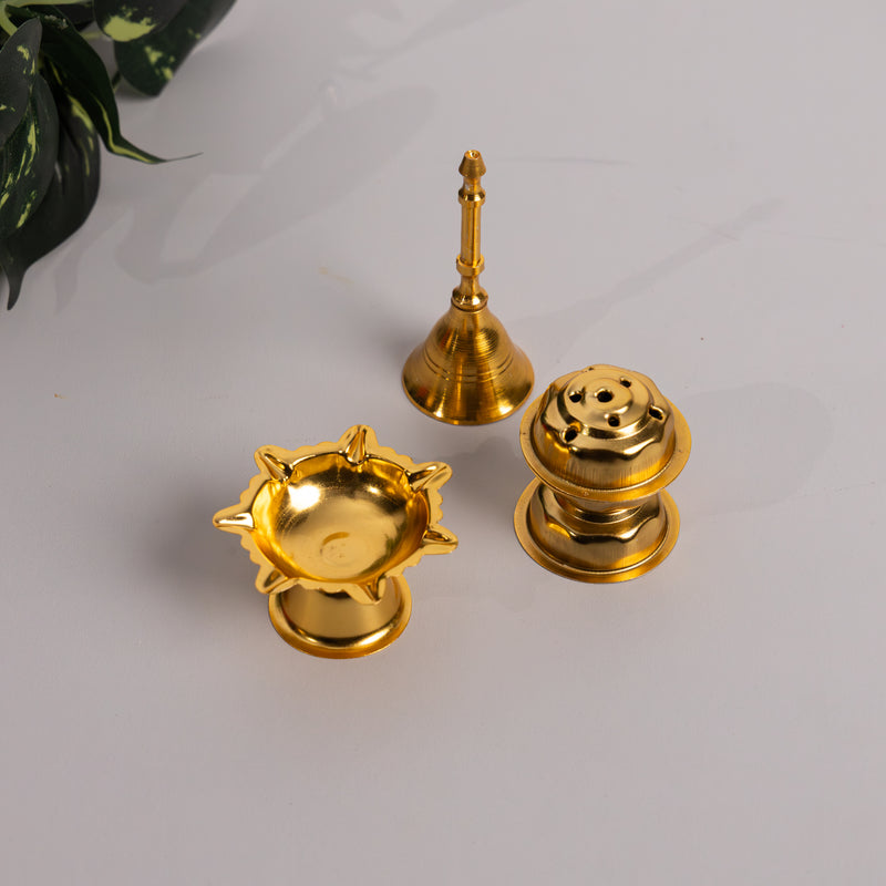 Divine Leaf Premium Pooja Thali Set – Gold & Silver Edition (7-Piece)