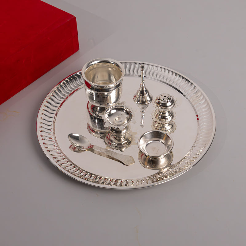 Divine Leaf Premium Pooja Thali Set – Gold & Silver Edition (7-Piece)