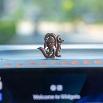 German Silver Modern Ganesha Idol – Elegant Ganpati Murti for Home, Office & Car Dashboard