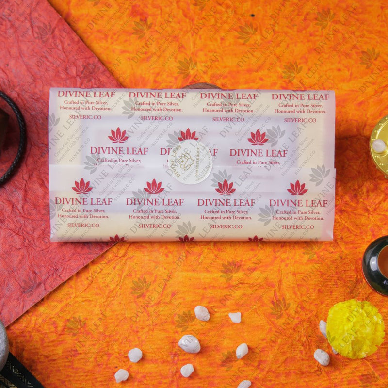 Divine Leaf™ – Sri Durga Chalisa With Aarti  (999 Silver Foil Edition)