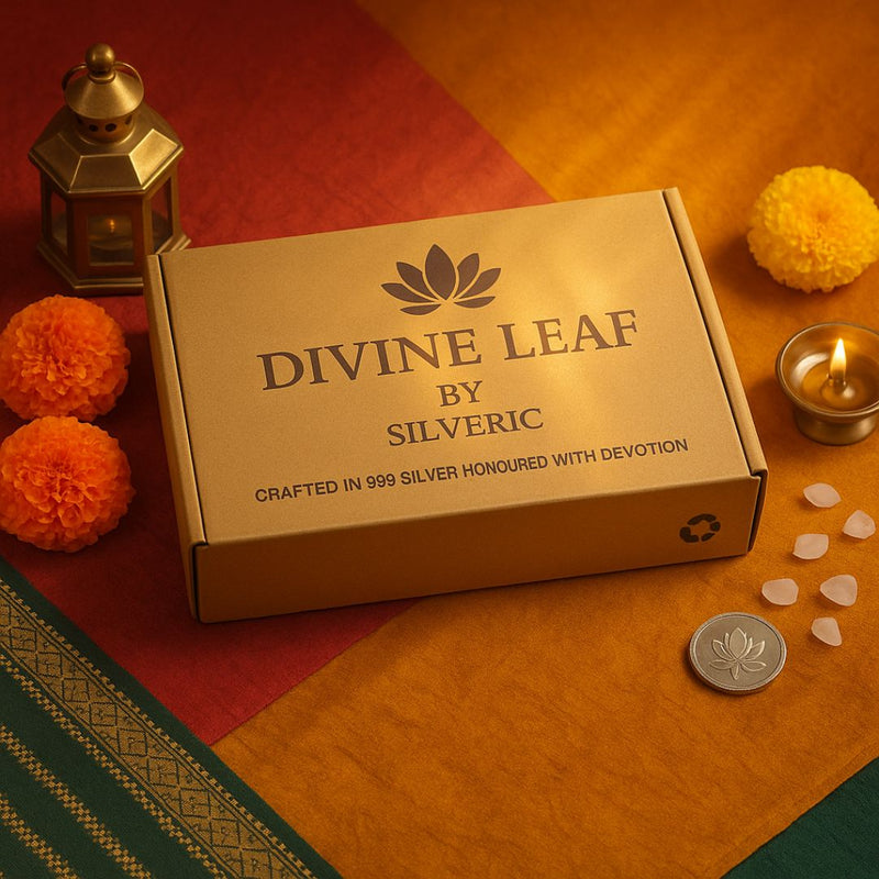 Divine Leaf™ – Sri Durga Chalisa With Aarti  (999 Silver Foil Edition)