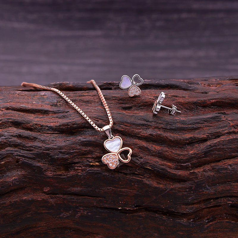 Silver Three Heart Pendent Set With Chain